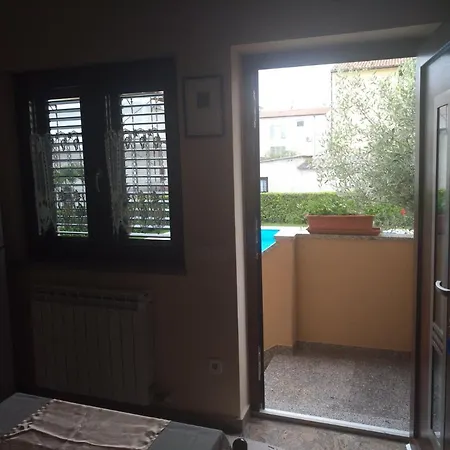 Apartments Popovic Funtana Exterior photo
